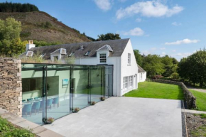 Secluded Luxury Off-Grid Hideaway